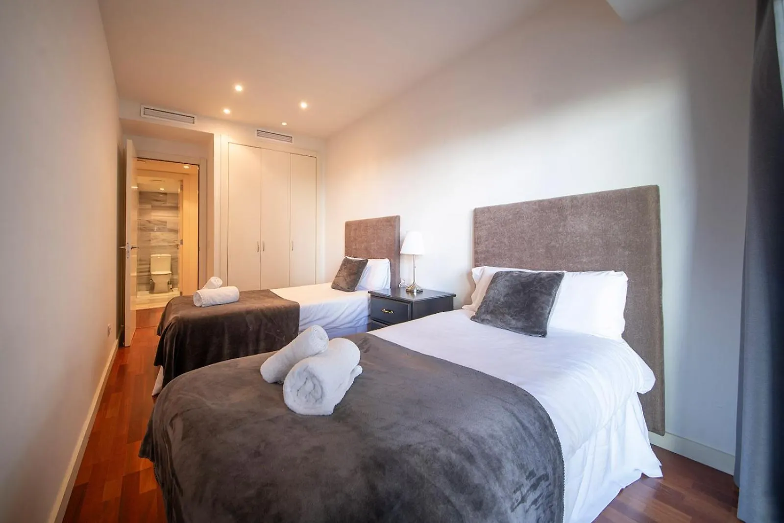You Stylish Beach Apartments Barcelona 0*,  Spain