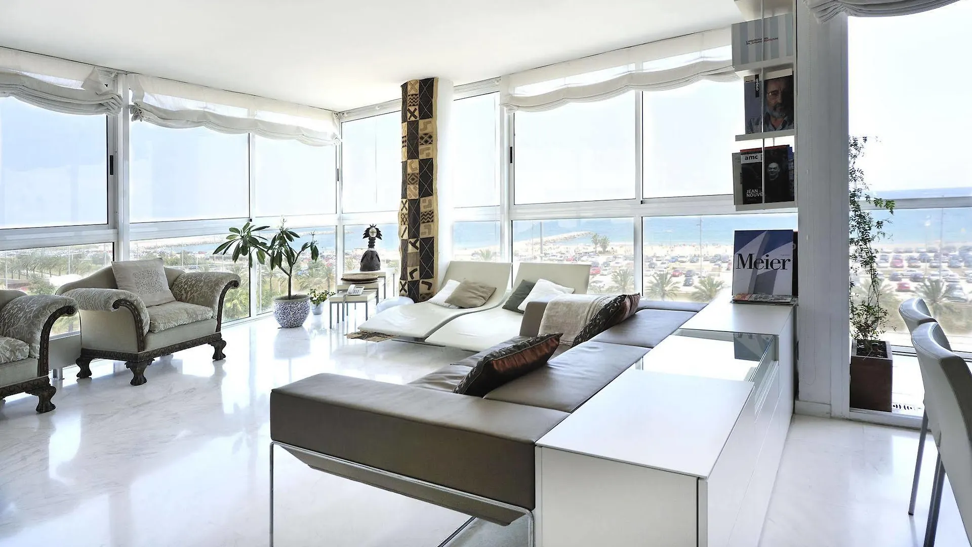 You Stylish Beach Apartments Barcelona
